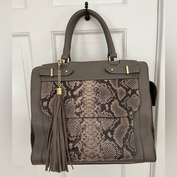 Cuir Rose Leather Snakeskin Gray Taupe Satchel
Shoulder Crossbody Bag - Picture 1 of 11
